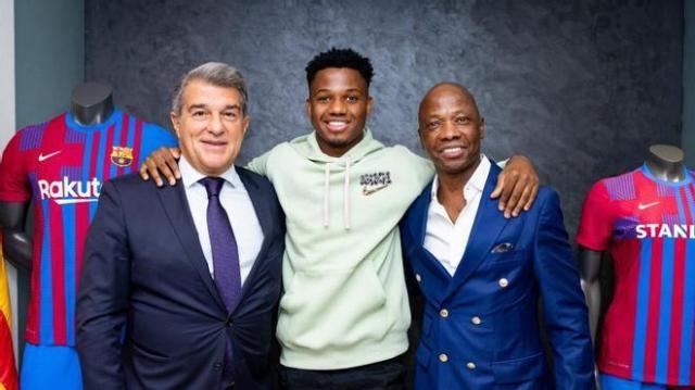 安苏·法蒂爸爸大倒苦水，安苏和巴萨间到底怎么了？